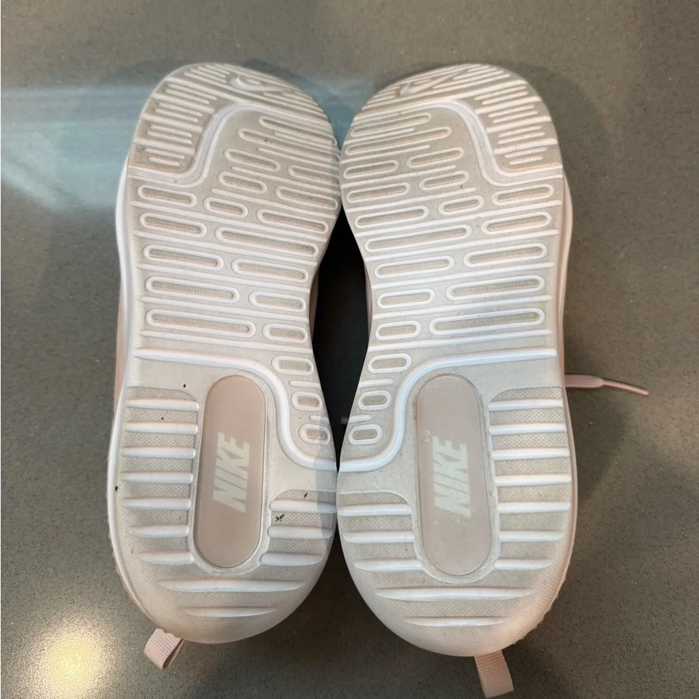 Nike Women's Sneakers